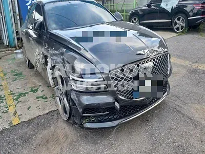 2022, Genesis / G80, 257992 км., gas, 3500 куб.см.