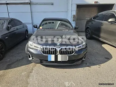2022, BMW / 520, 34000 км., gas