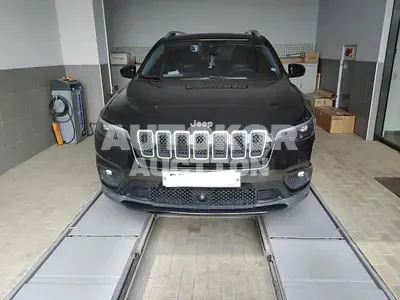 2018, Jeep / Cherokee, VIN: 1C4PJMCB7KD251464, gas