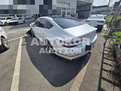 2022, Genesis / G80, 46344 км., gas, 2500 куб.см.