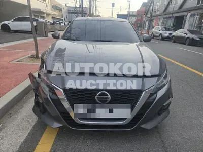 2019, Nissan / Altima, 56996 км., gas