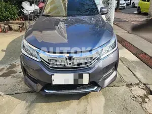 2017, Honda / Accord, VIN: 1HGCR2680HA511529, 100000 км., gas