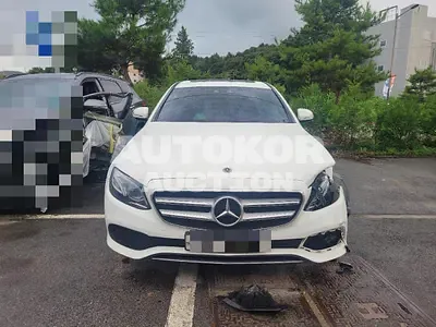 2017, Mercedes-Benz / E 220, 67517 км., diesel, 1950 куб.см.