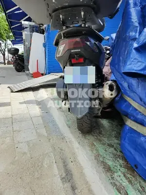 2021, BMW / 125, 100000 км., gas, 125 куб.см.