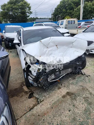 2020, Kia / K5, VIN: KNAG341ABLA001697, 64240 км., gas
