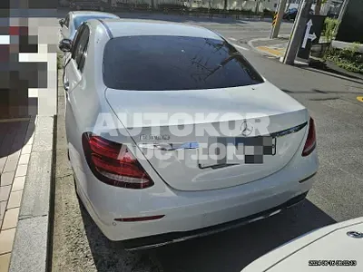 2018, Mercedes-Benz / E 300, 78961 км., gas, 1991 куб.см.