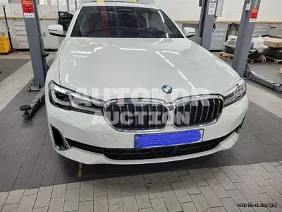 2022, BMW / 520, VIN: WBA11BH06NCK12292, 11261 км., gas