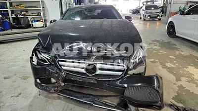 2017, Mercedes-Benz / E 200, VIN: WDDZF4CB5HA125341, 99695 км., gas