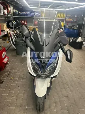 2021, Mercedes-Benz / S 350, 22000 км., gas, 350 куб.см.