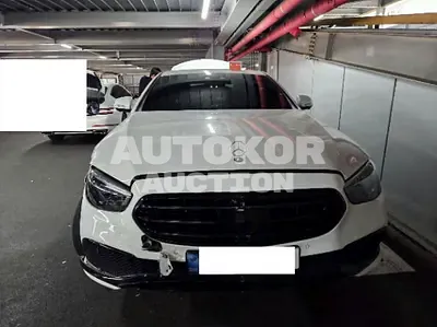 2022, Mercedes-Benz / e250, 52203 км., gas