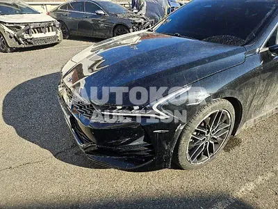 2021, Kia / K5, 123180 км., gas, 1600 куб.см.