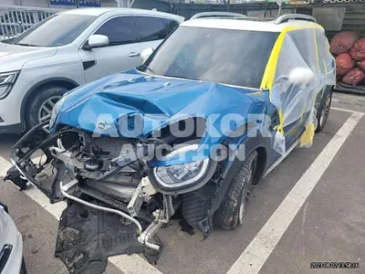 2019, MINI / Countryman, VIN: WMWYU9107K3K35469, gas