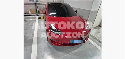 2021, Tesla / Model 3, VIN: 5YJ3E1EB4MF951517, 48584 км., electric, 236 куб.см.