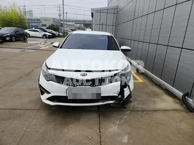 2019, BMW / B5, 58226 км., gas