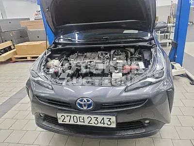 2020, Toyota / Prius, VIN: JTDKARFU8K3102099, gas, 1798 куб.см.