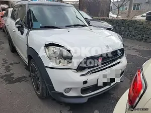 2015, MINI / Countryman, VIN: WMWZD7108FWM52879, 65000 км., diesel