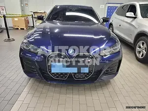 2022, BMW / i4, 37504 км., electric, 211 куб.см.