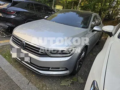 2018, Volkswagen / Passat, 130000 км., diesel, 1968 куб.см.