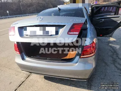 2014, Mercedes-Benz / E 300, gas
