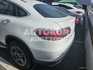 2021, Mercedes-Benz / GLC 300, VIN: W1N0J5DB8MF972222, 15000 км., hybrid