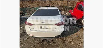 2016, Genesis / G80, 100000 км., gas, 3342 куб.см.