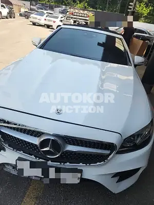 2019, Mercedes-Benz / E 220, VIN: WDD1K1EB2KF104378, 35660 км., diesel