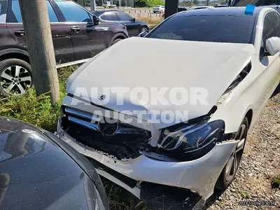 2019, Mercedes-Benz / E 300, VIN: WDDZF4JB9KA688578, 28079 км., gas