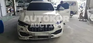 2018, Maserati / Levante, 34442 км., gas, 2979 куб.см.