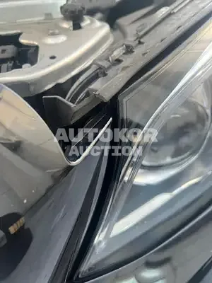 2018, Mercedes-Benz / E 300, unknown
