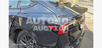 2025, Tesla / Model 3, 16069 км., electric