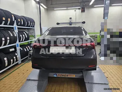 2019, Toyota / Avalon, 76000 км., hybrid