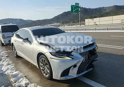 2018, Lexus / LS 500, VIN: JTHCYLFF4J5000668, 130929 км., hybrid