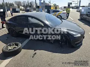 2021, Tesla / Model 3, VIN: 5YJ3E1EBXMF951604, electric