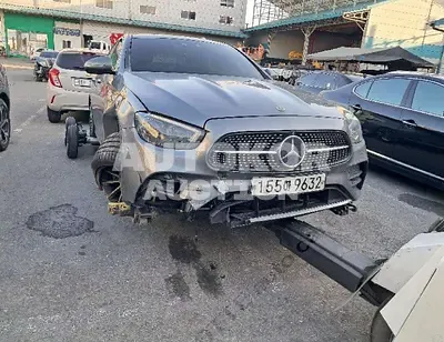 2021, Mercedes-Benz / e350, VIN: W1KZF8GB5MA989477, 70269 км., gas