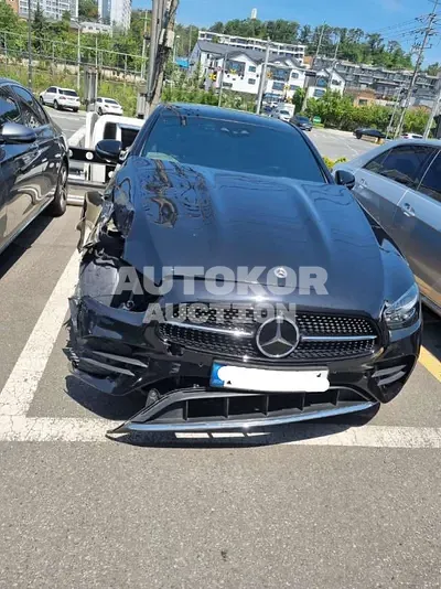 2022, Mercedes-Benz / E 350, VIN: W1KZF8GB8NB048858, 10307 км., gas