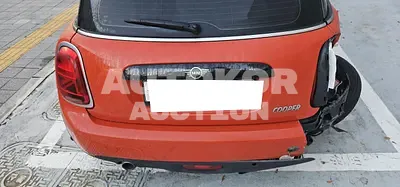 2020, MINI / Cooper, VIN: WMWXR7107L2N15630, 56800 км., gas, 1499 куб.см.