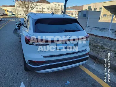 2025, Audi / e-tron, 10236 км., electric