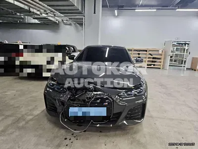 2023, BMW / i4, 36199 км., electric