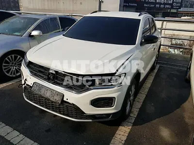2021, Volkswagen / T-Roc, VIN: WVGZZZA1ZMV035752, 47371 км., diesel
