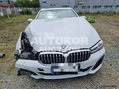 2022, BMW / 520, 62618 км., gas