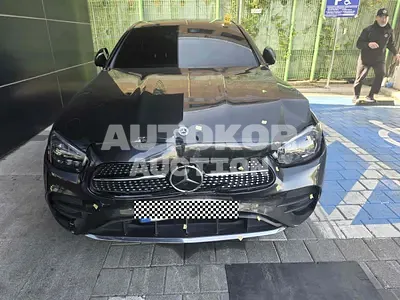 2022, Mercedes-Benz / e350, VIN: W1KZF8GB2NB019095, 127999 км., hybrid, 1991 куб.см.