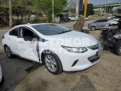 2016, Chevrolet / Volt, 100000 км., hybrid, 1490 куб.см.