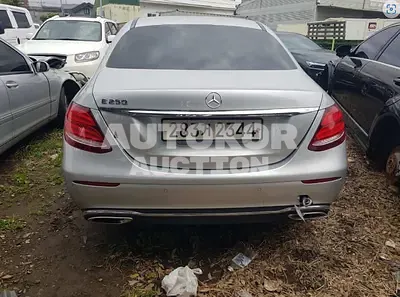 2018, Mercedes-Benz / E 200, VIN: WDDZF4CB6JA297951, 85482 км., gas