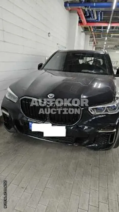 2023, BMW / X5, 85000 км., gas