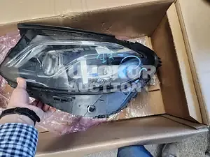 2019, Mercedes-Benz / E 220, unknown
