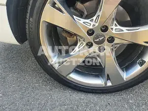 2020, Genesis / GV80, unknown