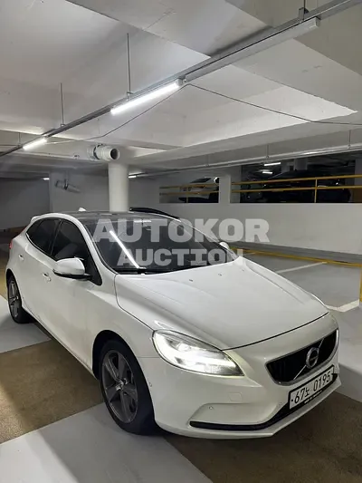 2016, Volvo / V40, VIN: YV1MV79K0H2380727, 176000 км., diesel, 2000 куб.см.
