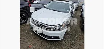 2016, Volkswagen / Passat, 72819 км., gas, 1798 куб.см.