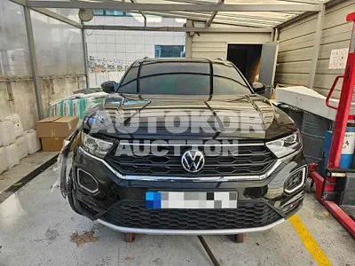 2022, Volkswagen / T-Roc, 43350 км., diesel