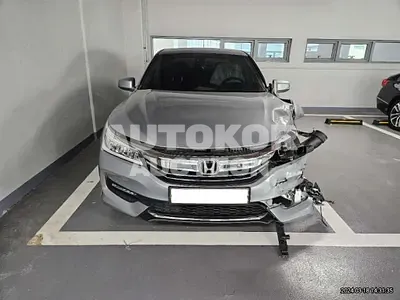 2017, Honda / Accord, VIN: 1HGCR2680HA512369, 72259 км., gas